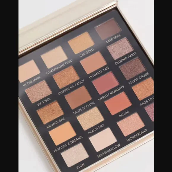 ❣️2/$36 NIB ICONIC London Day to Slay Eyeshadow Palette 20 Shades Retail $62.00 - Picture 10 of 14